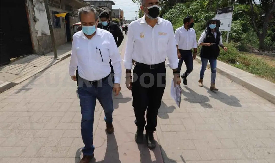 Supervisa Ángel Torres obras en calles de Acala