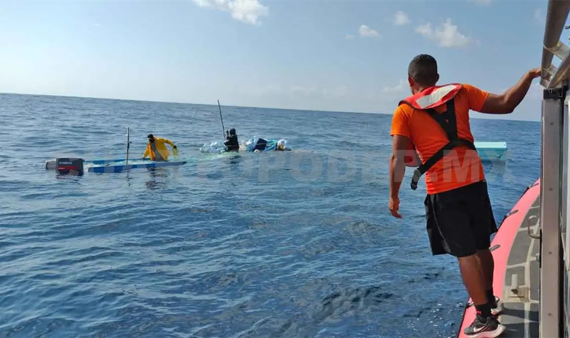 Dos pescadores son rescatados por la Semar