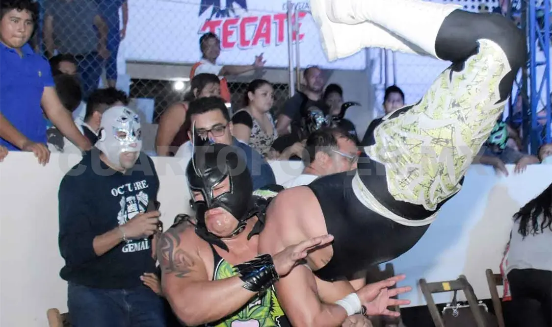 Cartelera de lujo para la Noche Revolucionaria