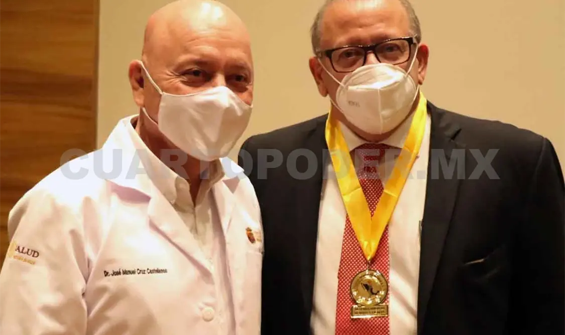 Médicos hacen frente a la pandemia con compromiso