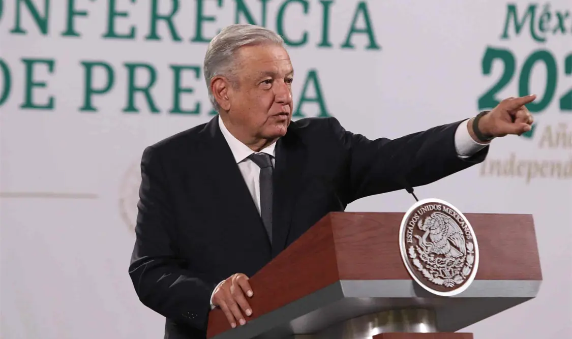 López Obrador declaró que sólo apoyará con su voto a quien gane las encuestas de Morena. Cortesía