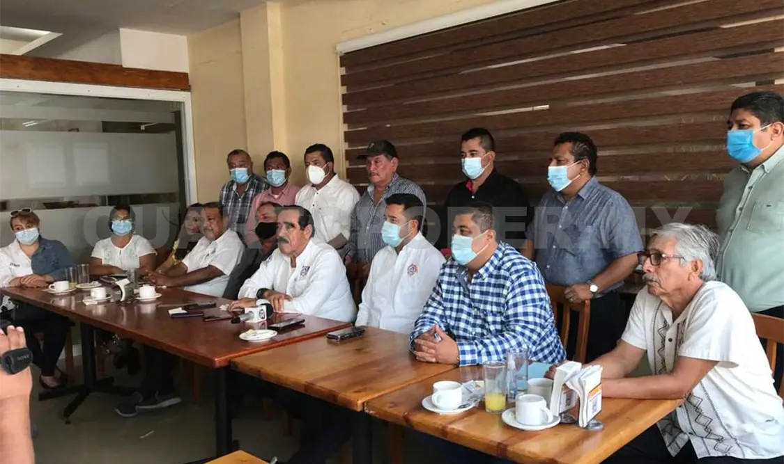 Transportistas estatales van contra el cobro de piso