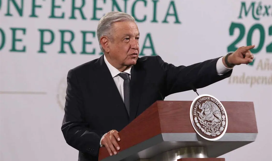 López Obrador declaró que sólo apoyará con su voto a quien gane las encuestas de Morena. Cortesía