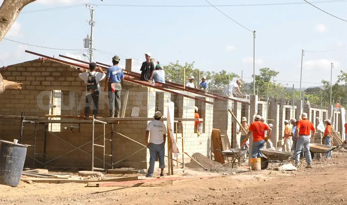 De acuerdo con la Canadevi, en la actualidad ya no se pueden hacer casas que padezcan de servicios básicos. Diego Pérez / CP