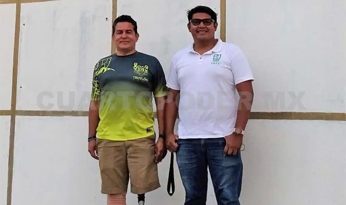 El atleta tiene sus inicios en el deporte a raíz de una grave lesión en una de sus rodillas, por lo que buscó una alternativa en este medio para ejercitarse. Cortesía