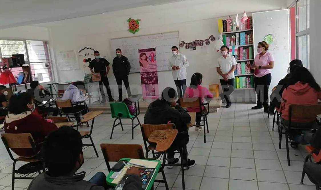 Imparten pláticas preventivas dirigidas a estudiantes