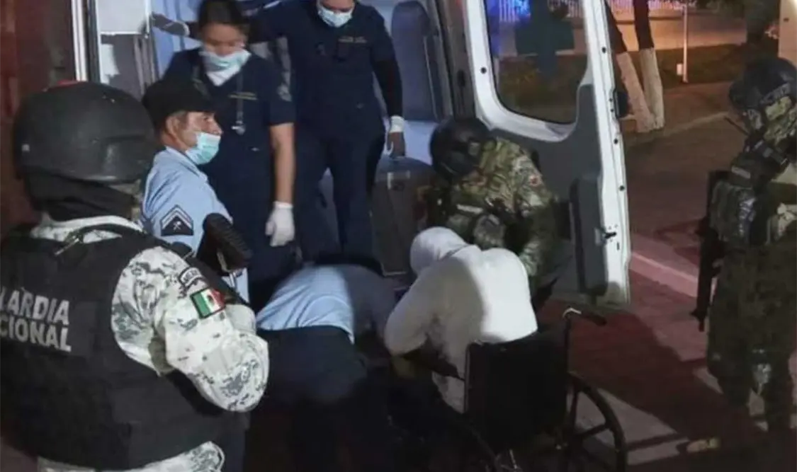 Encuentran vivos, esposados y amordazados a los dos marinos secuestrados por el CJNG. Twitter