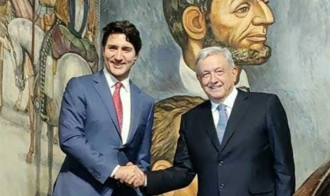 Andrés Manuel López Obrado junto a Justin Trudeau, primer ministro de Canadá. Cortesía