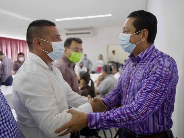 Se reúne Llaven con alcaldes y diputados locales Se reúne Llaven con alcaldes y diputados locales