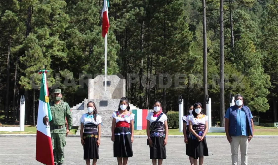 Ejército Mexicano abandera escuelas