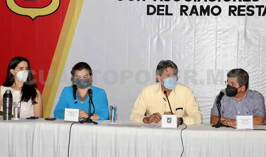 Carlos Morales se reúne con empresarios