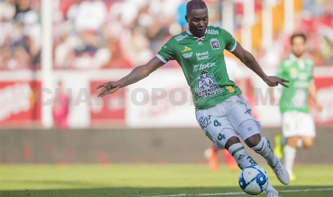 Puebla recibe al León en el partido de ida