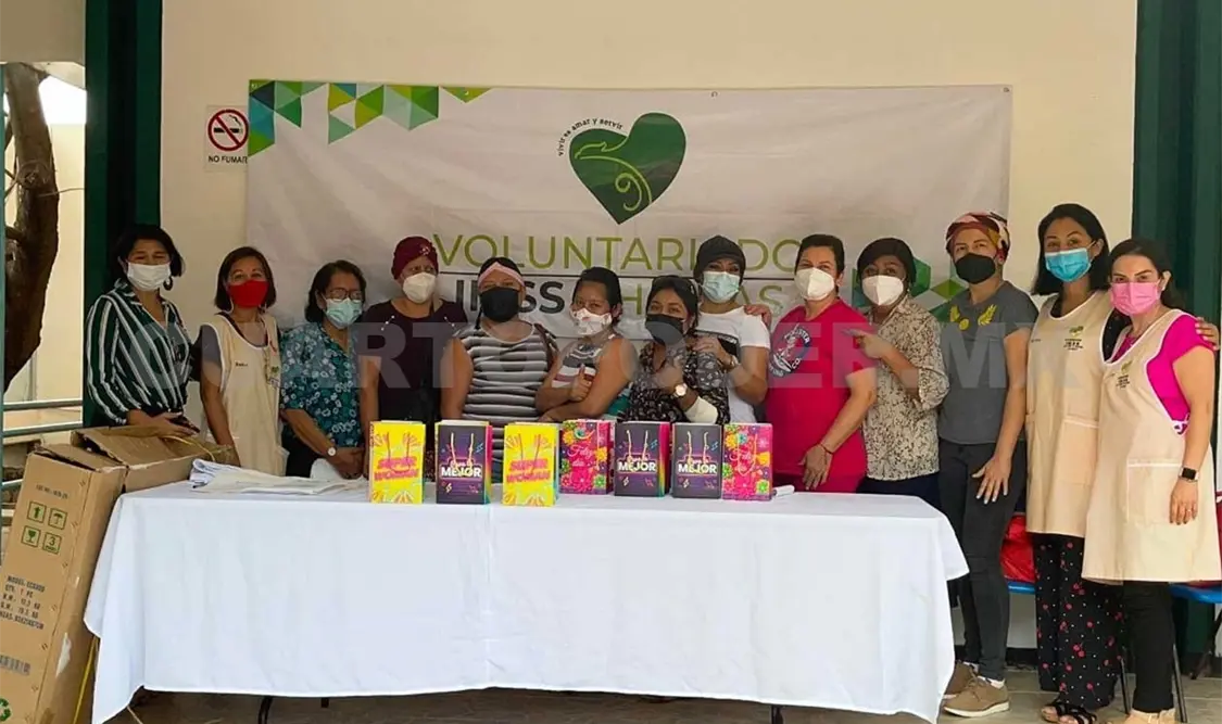 Entrega Voluntariado apoyos a pacientes