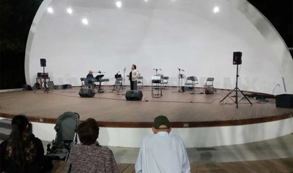 Música y poesía con el maestro Efraín Esperilla