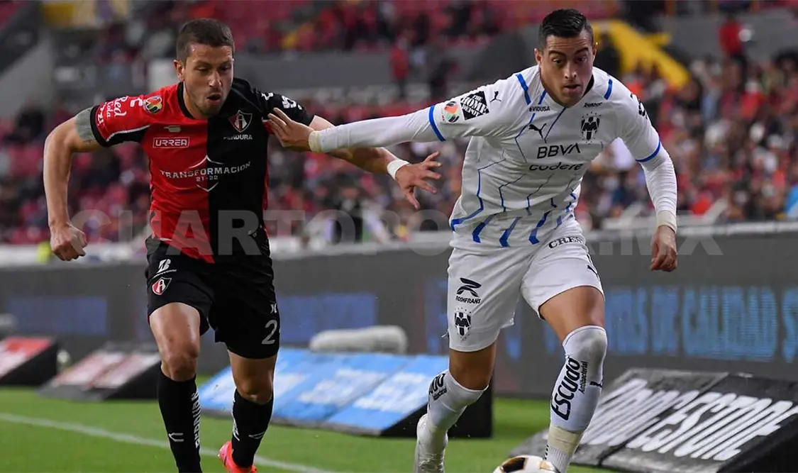 Ridículo de Rayados; Atlas vuelve a semis