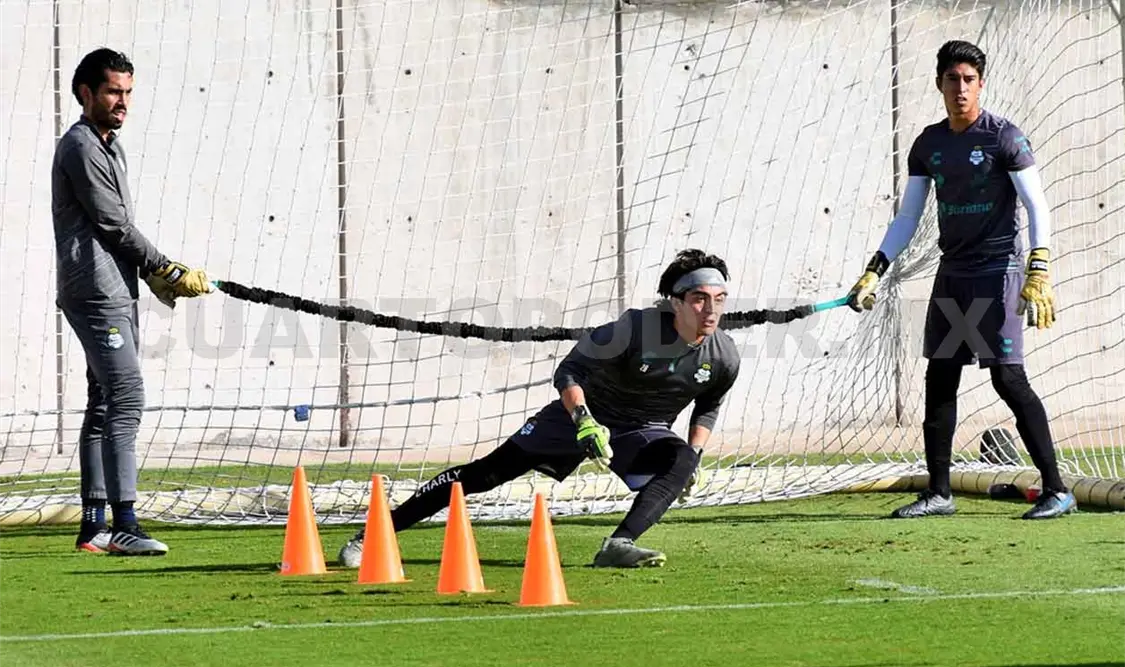 Carlos Acevedo ya entrena con el Tri