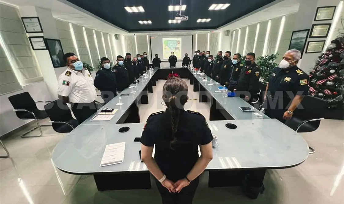 Exhorta a mandos policíacos a redoblar esfuerzos