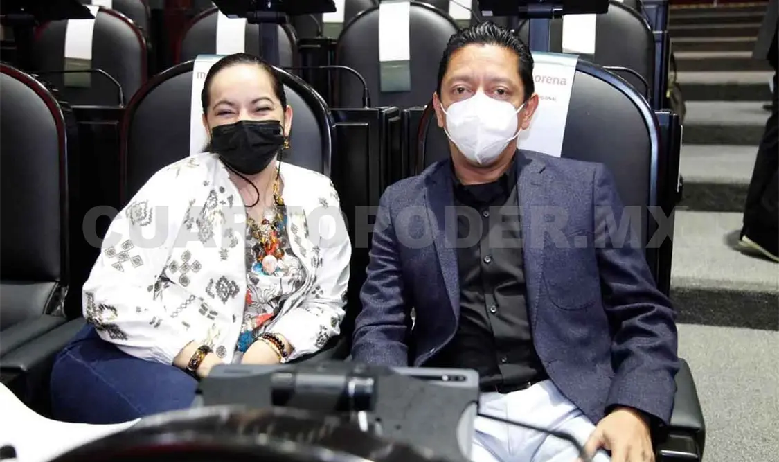Refrenda compromiso de abonar a la 4T de México