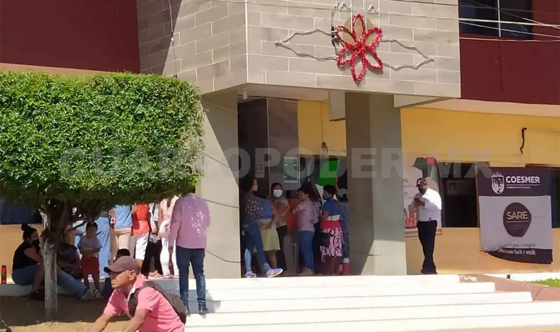 Se manifiestan por disputa de tierras