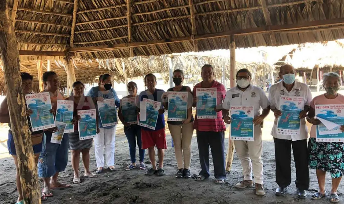 Capacitan a prestadores de servicios en las playas