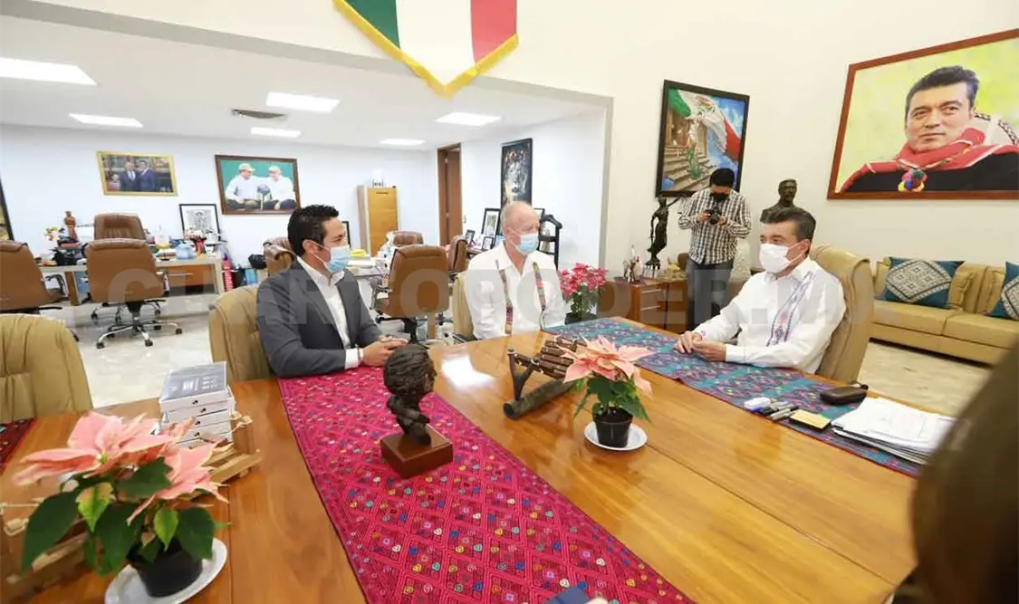 Se reúne REC con fundador de Kyäni Caring Hands