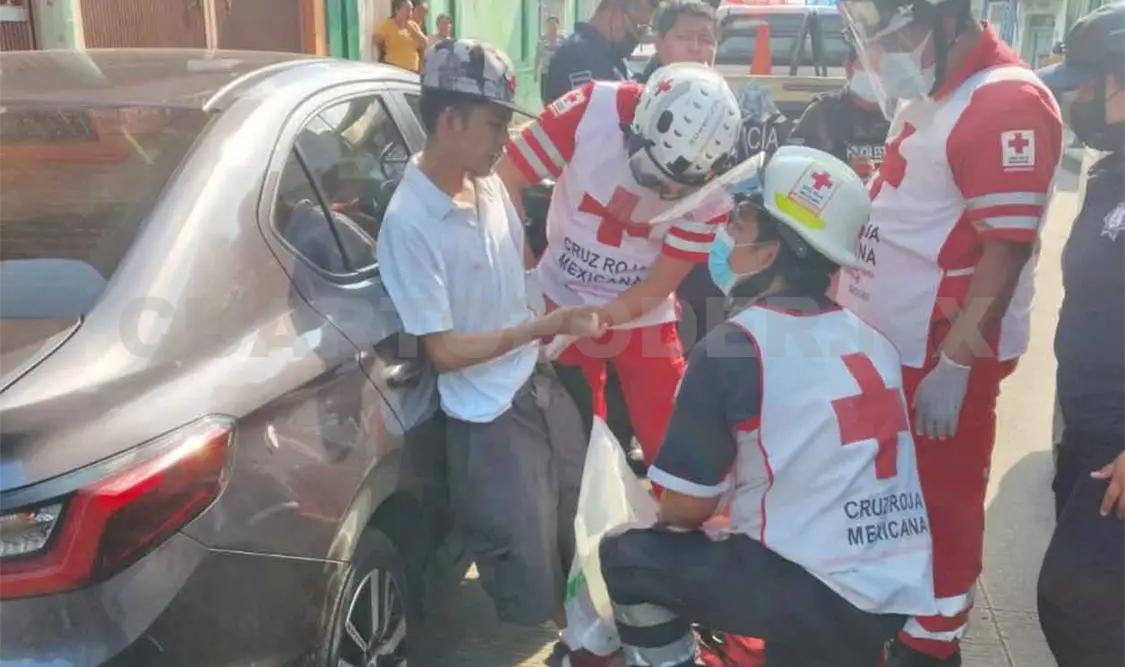 Salvadoreño herido de una cuchillada en bar