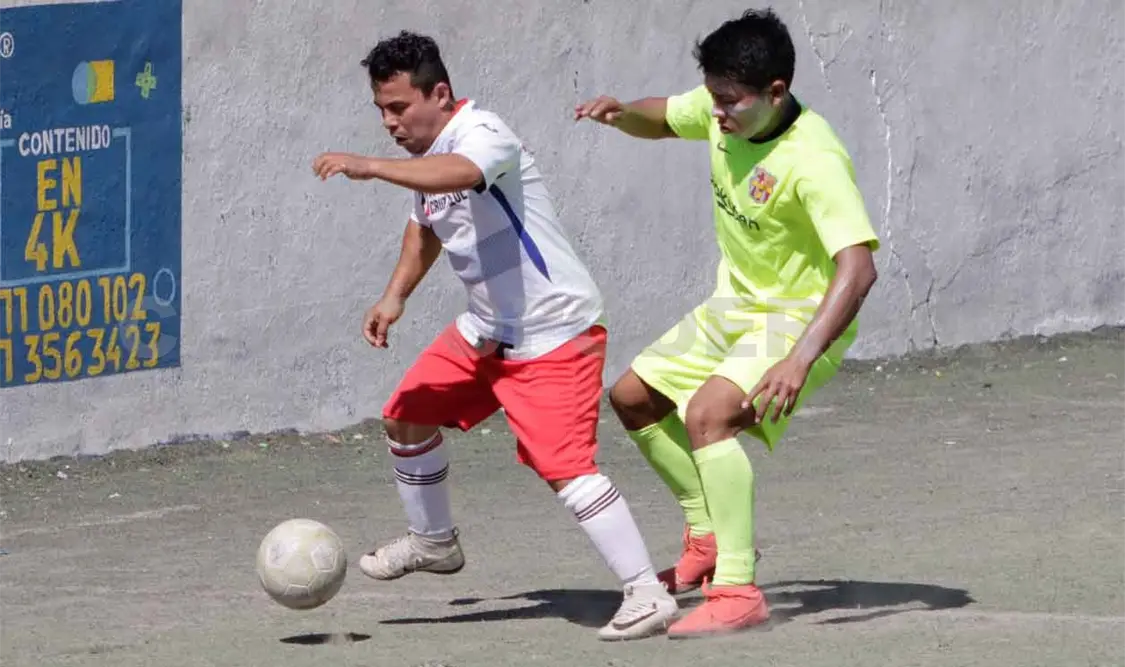 Ice-Cars FC goleó a Águilas y es líder
