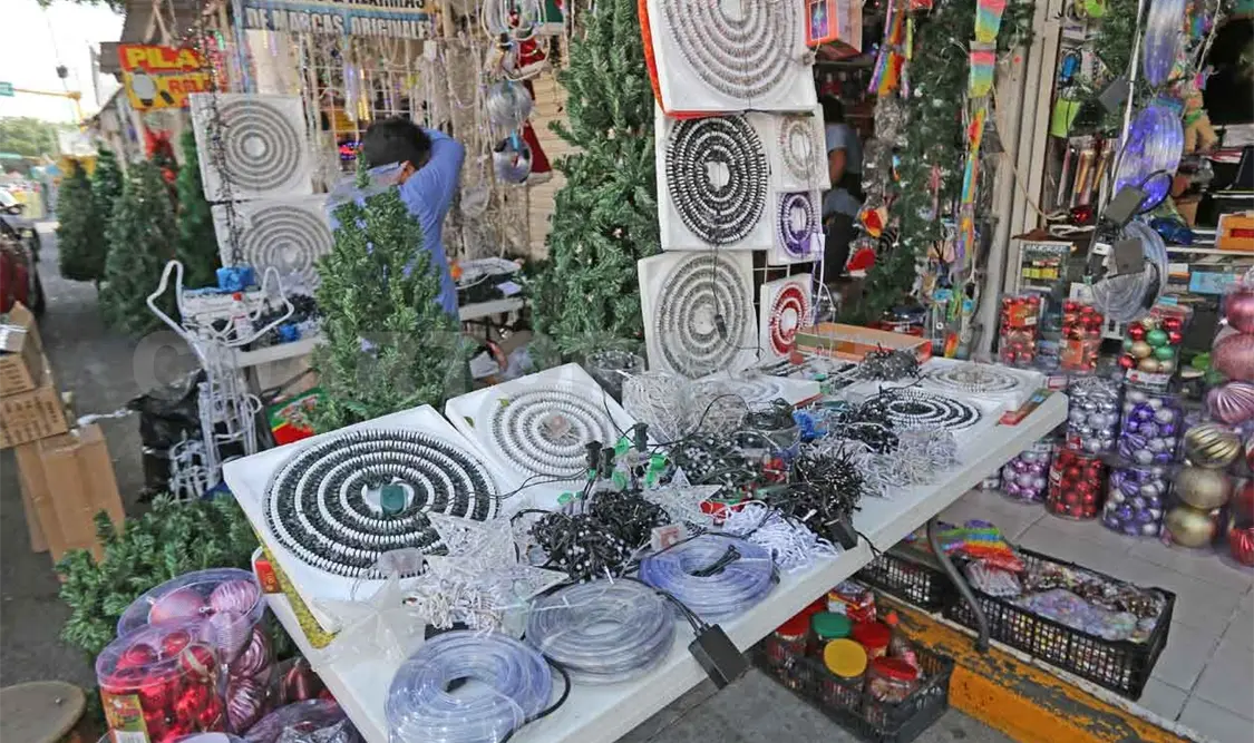 Luces navideñas piratas ponen en riesgo su hogar