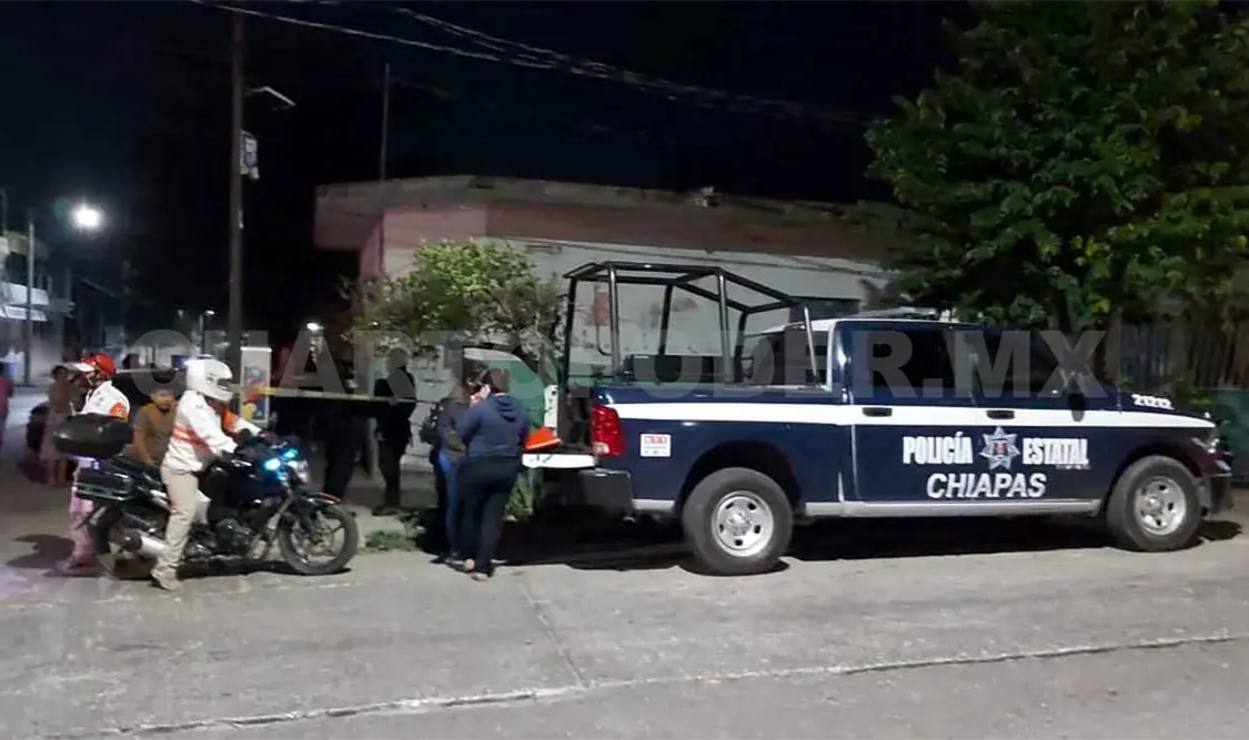 Se ahorca joven en puerta de la cocina