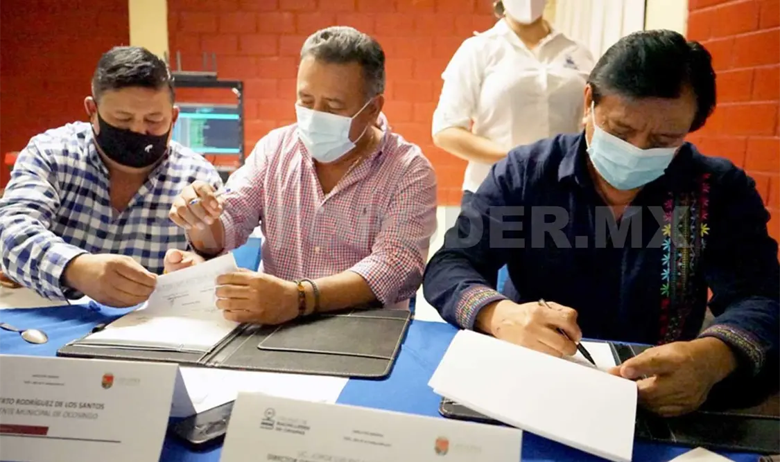 Firma convenio de trabajo con edil de Ocosingo