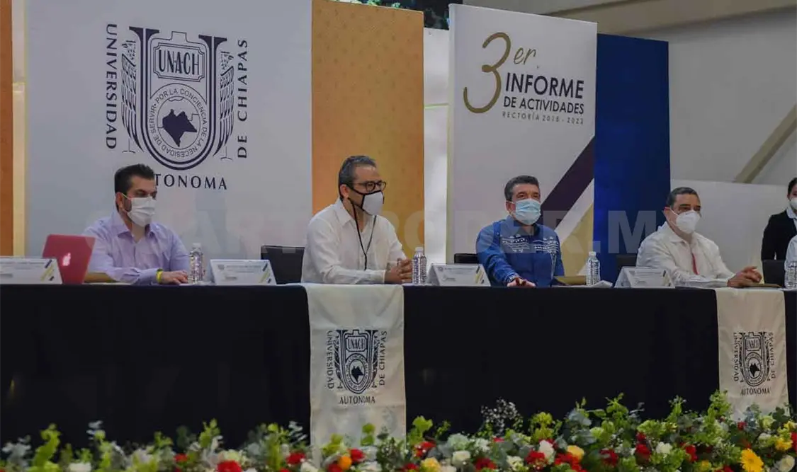 Presenta rector Tercer Informe de Actividades