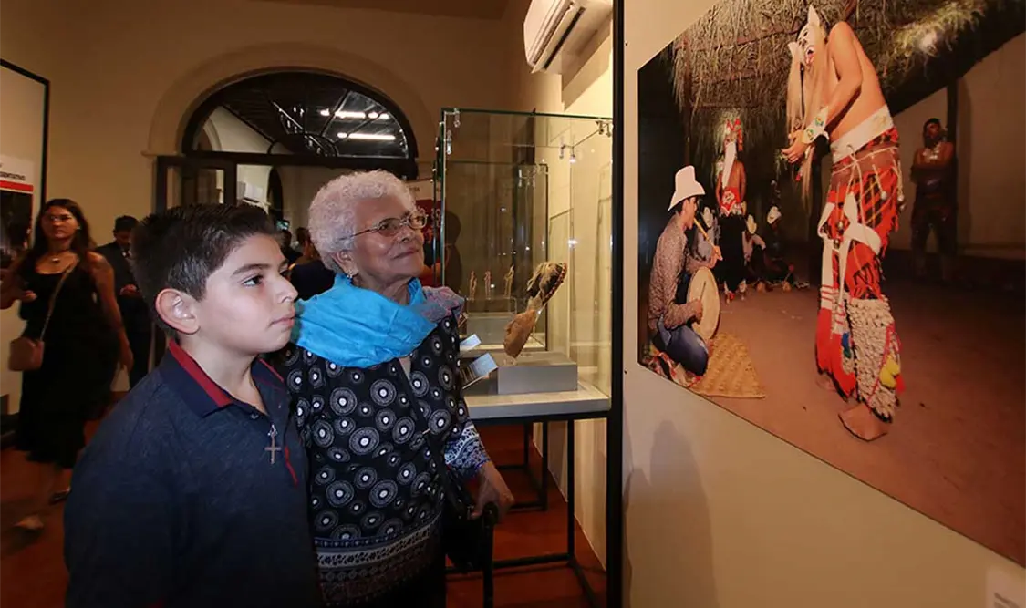 La muestra está integrada por más de 40 fotografías históricas inéditas tomadas en Tlaxcala por una expedición sueca. Cortesía