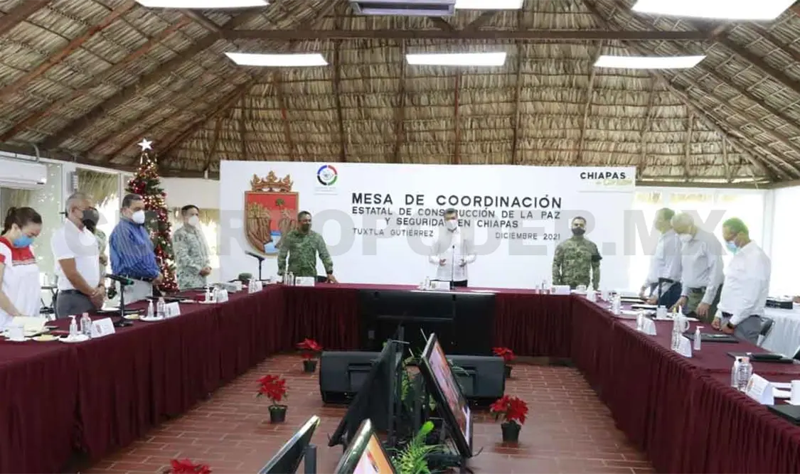 Reiteran llamado a vacunarse y al canje de armas
