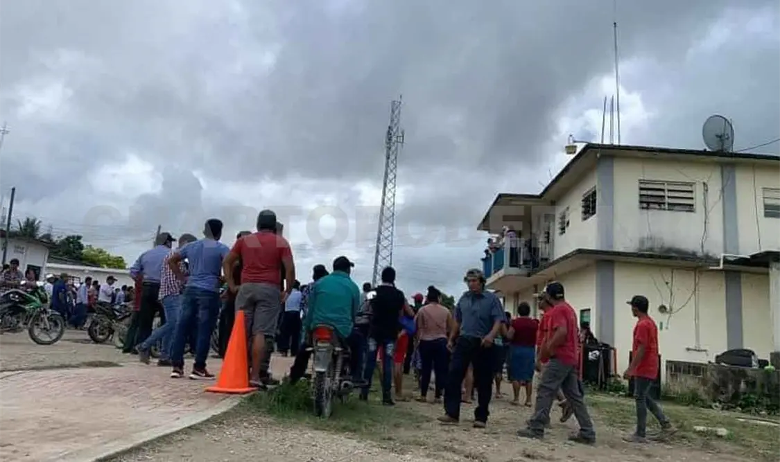 Balacera deja un muerto y varias personas heridas