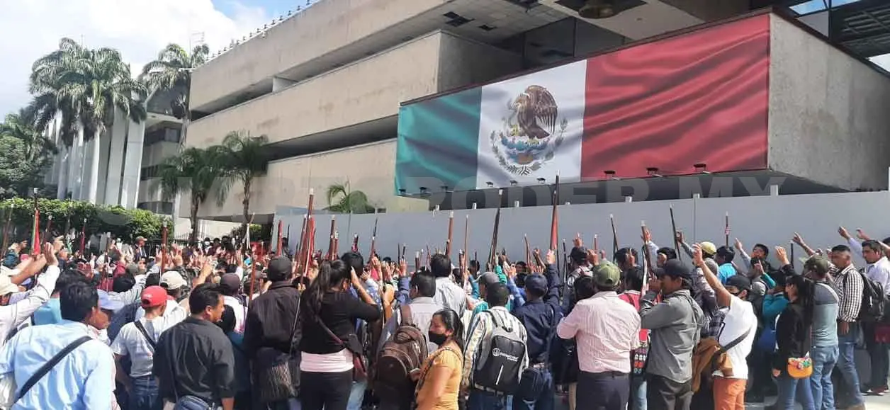 Ratifican comunidades a alcalde electo de Oxchuc