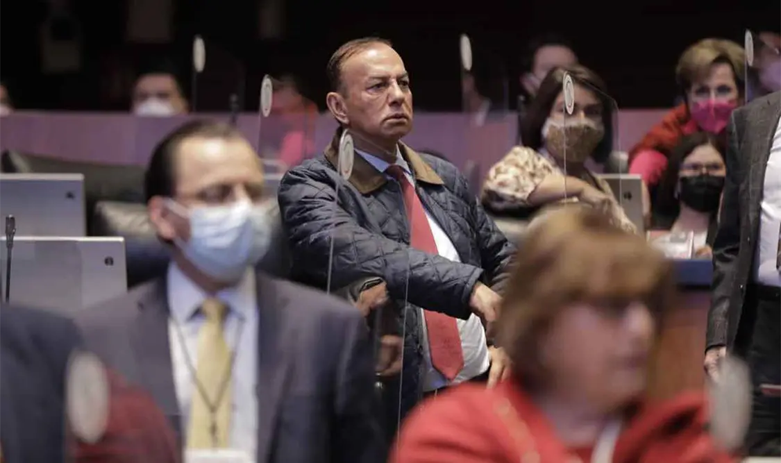 Detienen a secretario técnico de la Jucopo del Senado