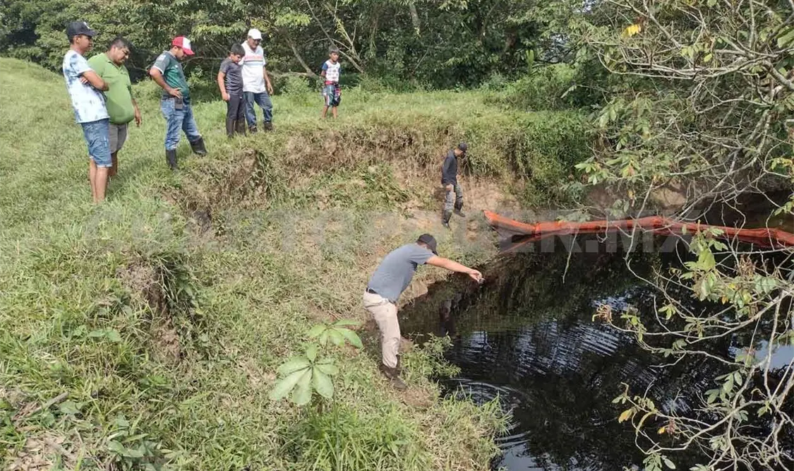 Fuga de hidrocarburo afecta dos comunidades
