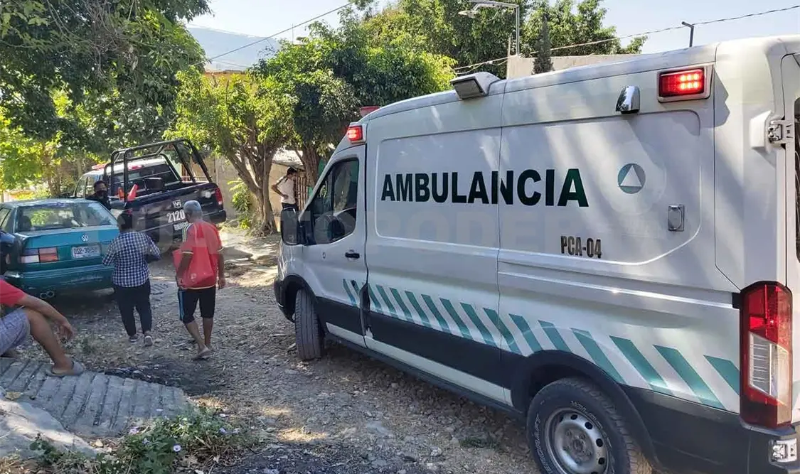 Joven intenta ahorcarse, pero se quiebra la viga