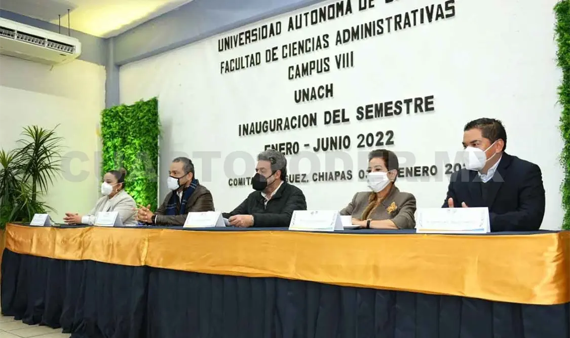 Reconocen trabajo de la Unach por la educación