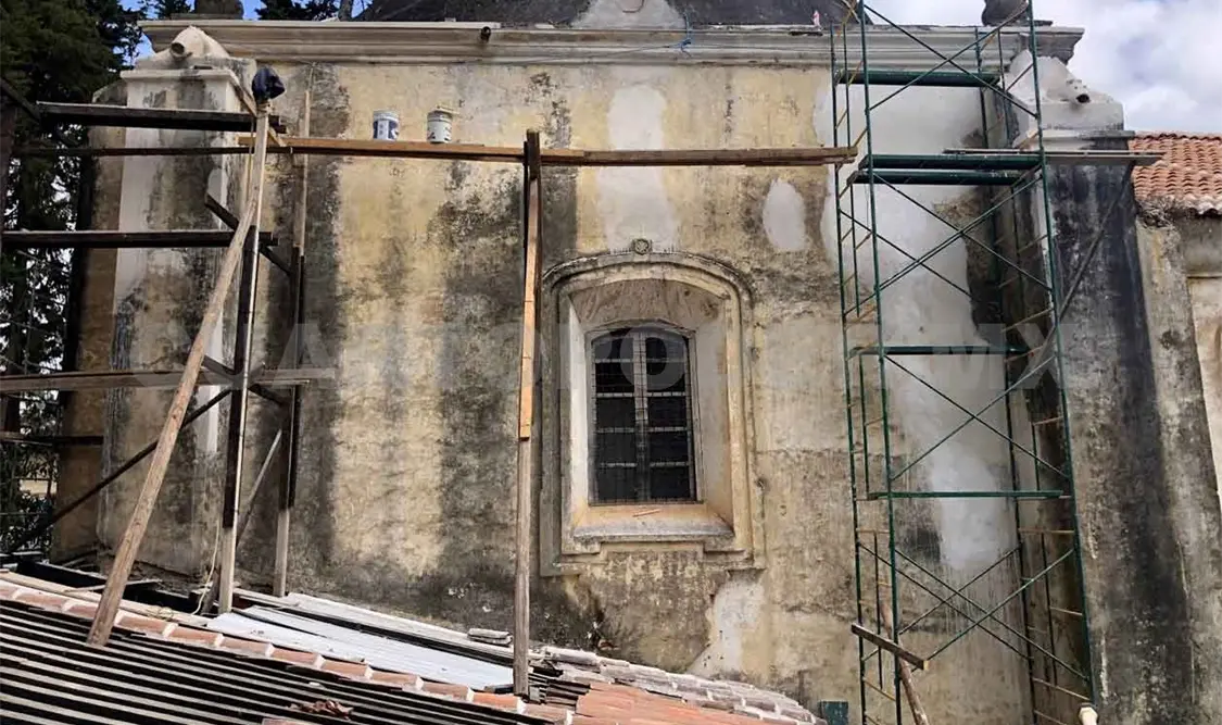 Realizan trabajos en el templo de la Caridad