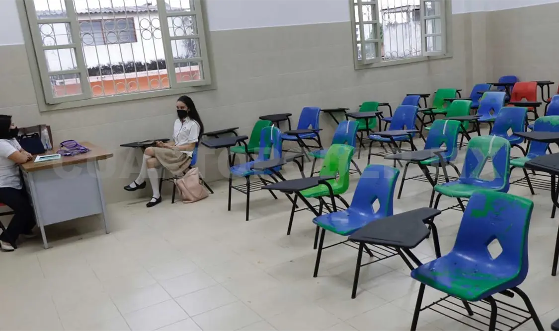 Las escuelas que retomaron clases presenciales lo hicieron con base a los acuerdos entre docentes y padres de familia en asambleas generales. Diego Pérez / CP