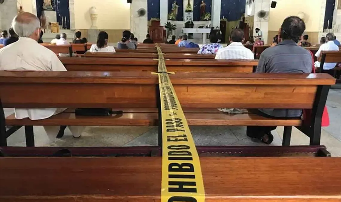 La Arquidiócesis exhortó a los sacerdotes católicos a respetar el aforo en las iglesias. Cortesía