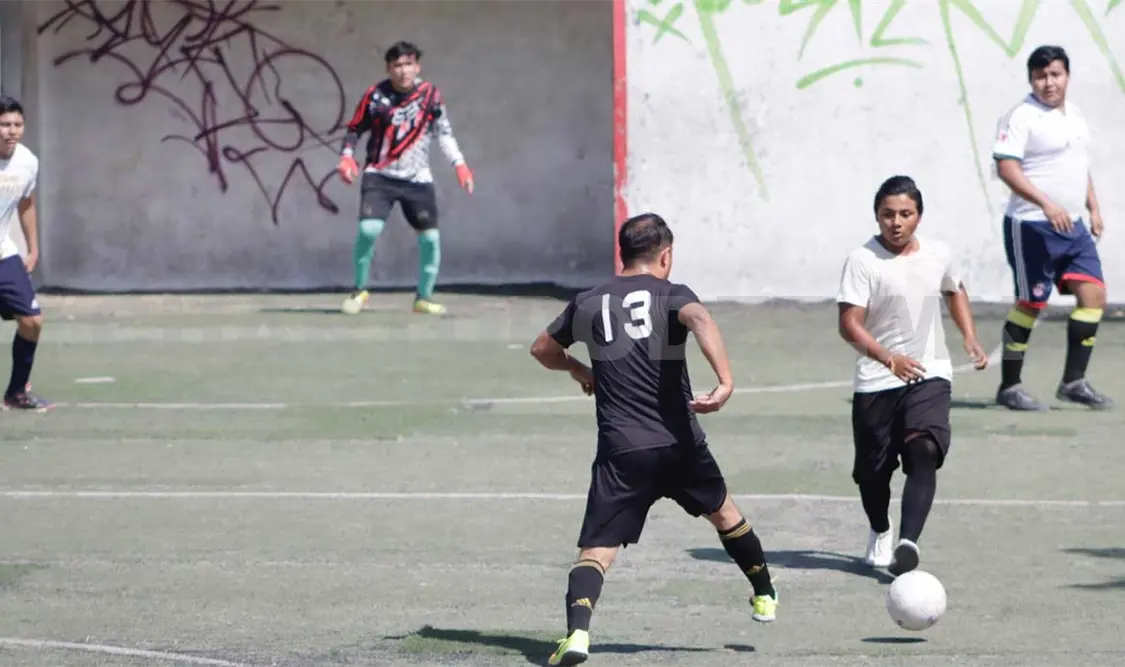 Por el momento, el campeonato tiene como superlíder al equipo de Ice-Cars FC, que en esta jornada se mide con el París St. Germain. Diego Pérez/CP