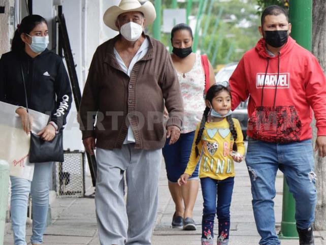Continuarán lluvias por frente frío Continuarán lluvias por frente frío
