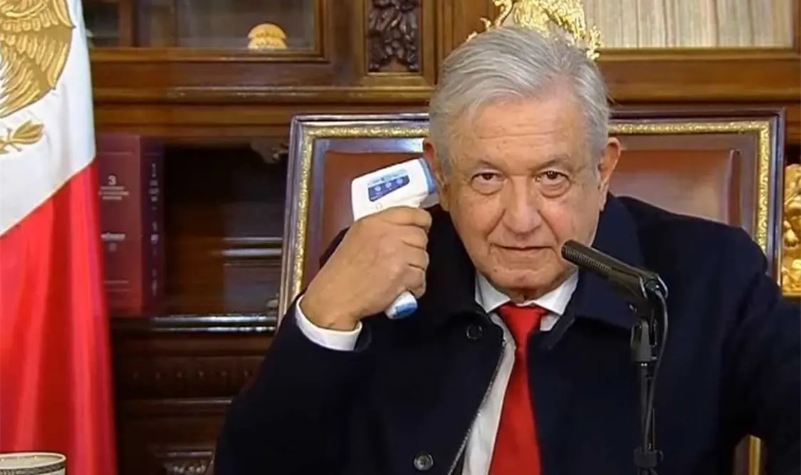 Con 36.1 grados de temperatura y 96 de oxigenación, el presidente llamó a los mexicanos a no espantarse ante el aumento de contagios. Cortesía