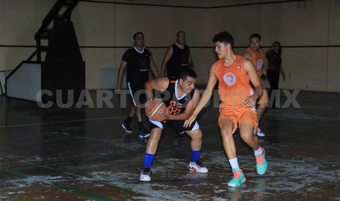 Inicia pretemporada en la Liga Premier