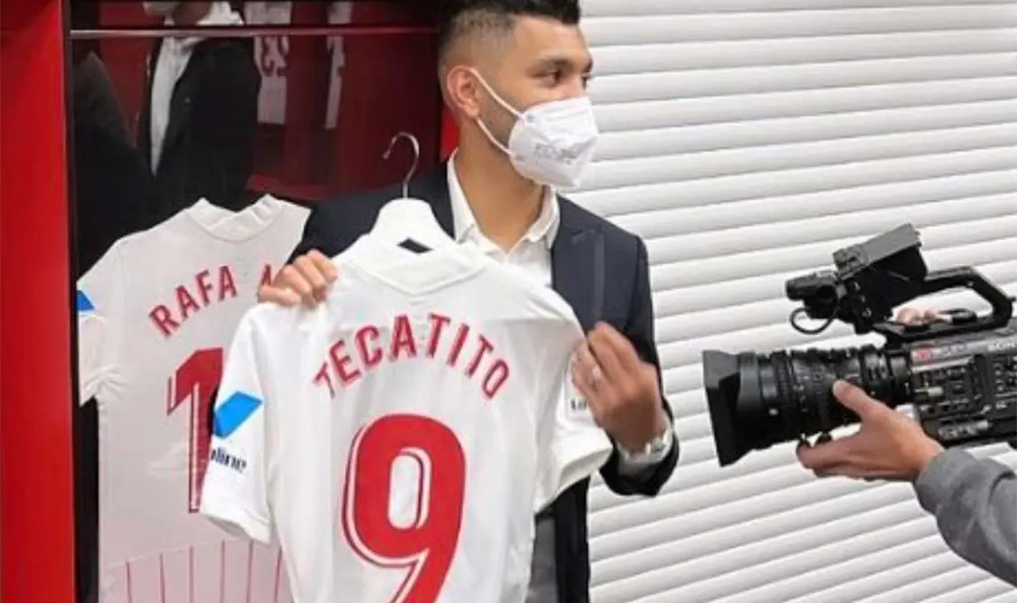 Corona es nuevo jugador del Sevilla