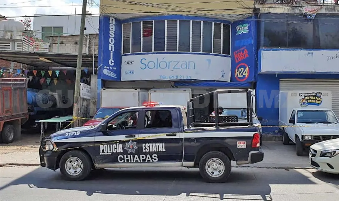 La Policía Estatal acudió a brindar el auxilio; se entrevistaron con los afectados, pero no lograron atrapar a los delincuentes. Ulises López / CP