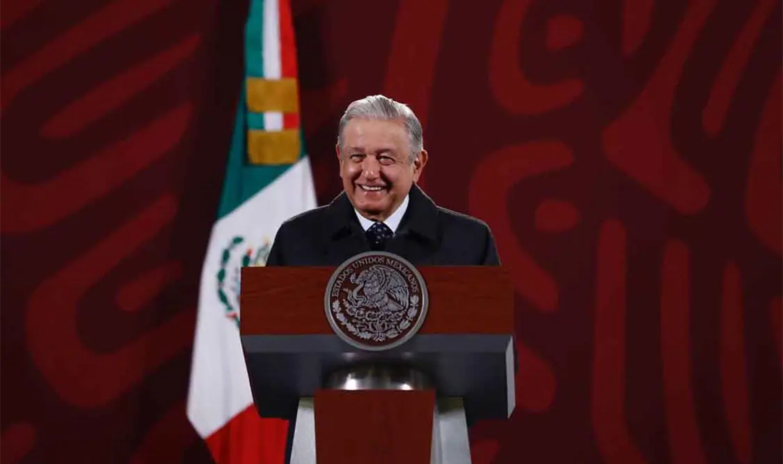 AMLO supervisa avances del Tren Maya y AIFA