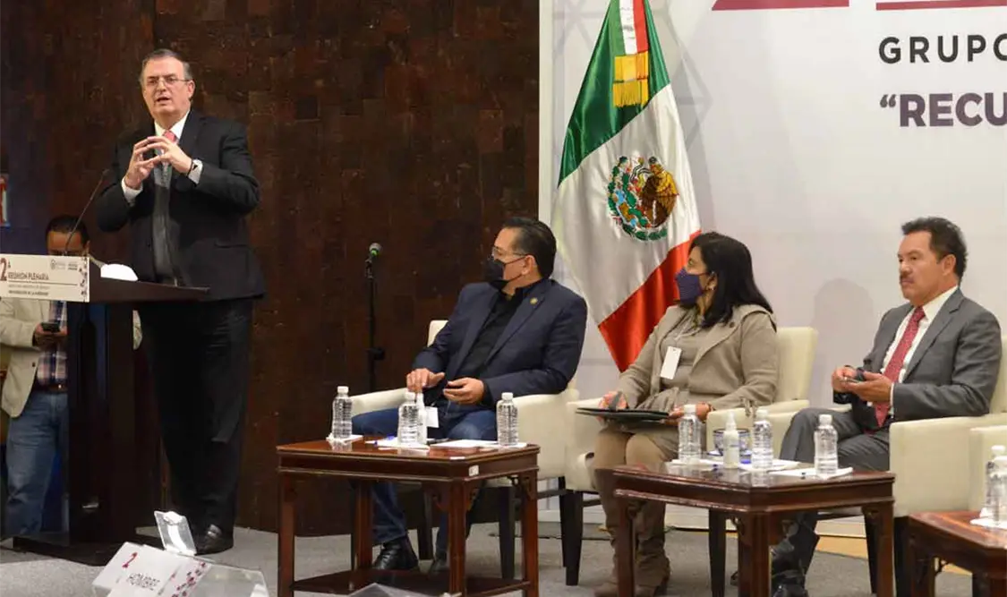 “Los que quieran una crisis, no la van a tener”, dice Ebrard
